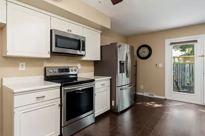 4621 High Point Drive #5, Rockford, IL 61114 - Photo 11