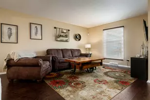 4621 High Point Dr, Rockford, IL 61114 - Photo 9