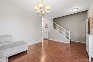 224 Burnett St, Yorkville, IL 60560 - Photo 3