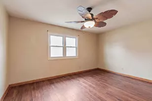 38 Elm Ave, Fox Lake, IL 60020 - Photo 15