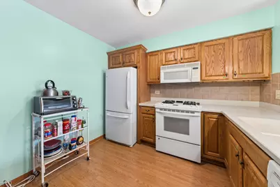 On671 Bedford Lane, Winfield, IL 60190 - Photo 9