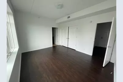 755 Diamond Lake Road #303, Mundelein, IL 60060 - Photo 5