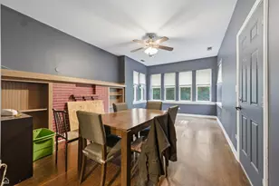8125 S Evans Ave, Chicago, IL 60619 - Photo 9