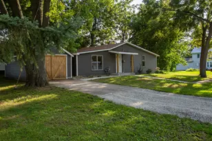 117 Clark St, Chenoa, IL 61726 - Photo 19