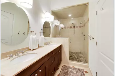 [Address not provided], Chicago, IL 60613 - Photo 17