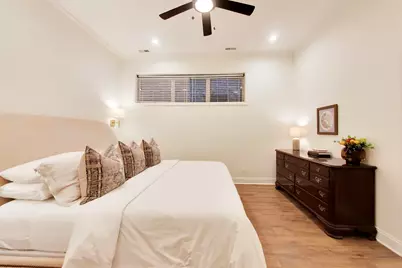 [Address not provided], Chicago, IL 60613 - Photo 15