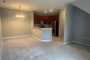 2250 Aurora Dr, Pingree Grove, IL 60140 - Photo 3