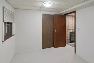 645 Stout Ct, Gurnee, IL 60031 - Photo 29