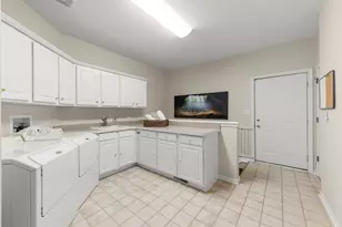 1N955 Saddlewood Dr, Maple Park, IL 60151 - Photo 21
