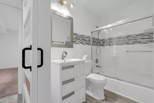 900 S Plum Grove Rd, Palatine, IL 60067 - Photo 13