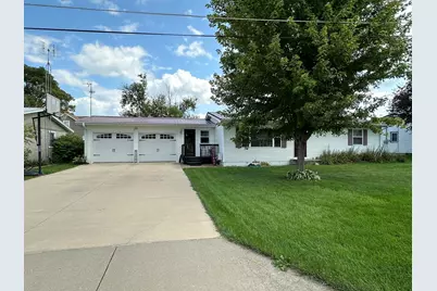 205 Sherwood Lane, Lena, IL 61048 - Photo 3