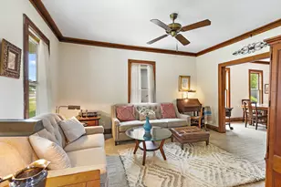 512 Barrington Ave, East Dundee, IL 60118 - Photo 5