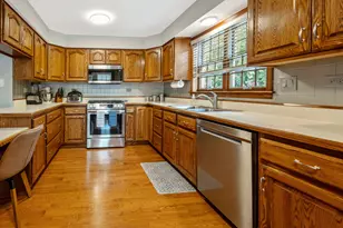 11001 S Ridgeway Ave, Chicago, IL 60655 - Photo 13