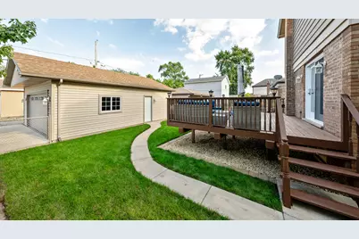 11001 S Ridgeway Avenue, Chicago, IL 60655 - Photo 3