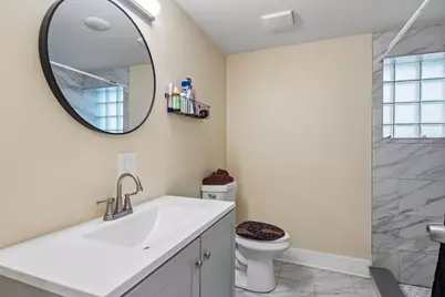 8243 S Halsted Street, Chicago, IL 60620 - Photo 15