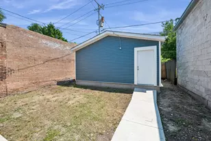 8243 S Halsted St, Chicago, IL 60620 - Photo 19