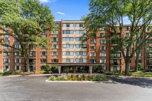 2000 St Regis Dr, Lombard, IL 60148 - Photo 1