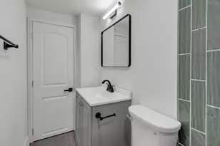 741 Sullivan Rd, Aurora, IL 60506 - Photo 21