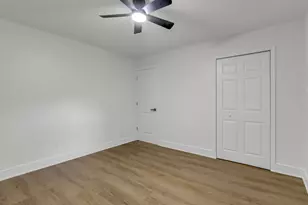 741 Sullivan Rd, Aurora, IL 60506 - Photo 13