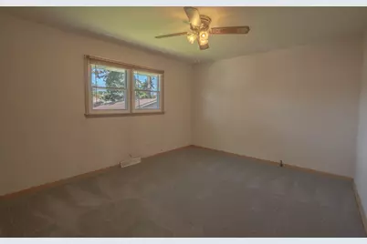 10808 S Rutherford Avenue, Worth, IL 60482 - Photo 13