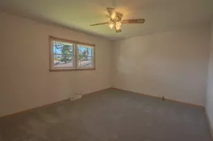 10808 S Rutherford Ave, Worth, IL 60482 - Photo 13