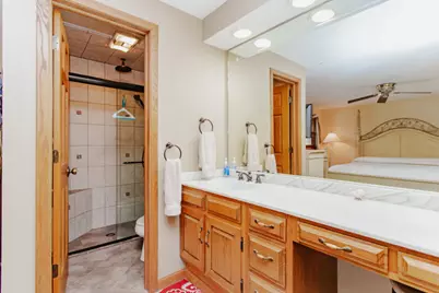 7022 Birchwood Avenue, Niles, IL 60714 - Photo 25