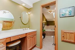 7022 Birchwood Ave, Niles, IL 60714 - Photo 27
