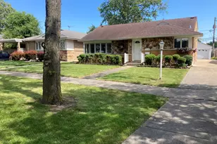 8719 N Oriole Ave, Niles, IL 60714 - Photo 23