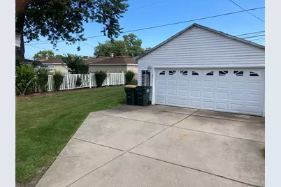 8719 N Oriole Avenue, Niles, IL 60714 - Photo 21