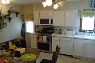 8719 N Oriole Ave, Niles, IL 60714 - Photo 5