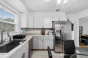 620 N Main St, Mount Prospect, IL 60056 - Photo 5