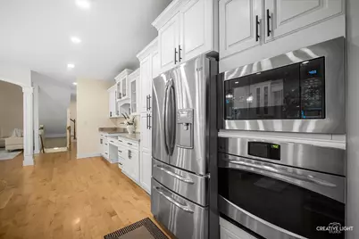 706 Wehrli Drive, Naperville, IL 60540 - Photo 19