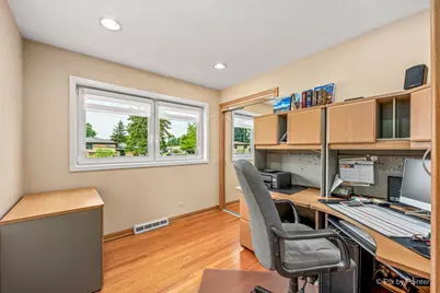 1241 Fargo Avenue, Des Plaines, IL 60018 - Photo 23