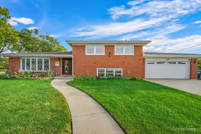 1241 Fargo Avenue, Des Plaines, IL 60018 - Photo 1