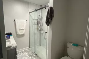 1112 W 18th St, Chicago, IL 60608 - Photo 9