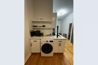 1112 W 18th Street #2F, Chicago, IL 60608 - Photo 3