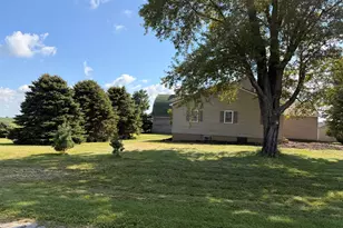 904 E 1100 North Rd, Onarga, IL 60955 - Photo 1