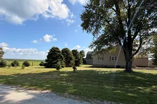 904 E 1100 North Rd, Onarga, IL 60955 - Photo 3