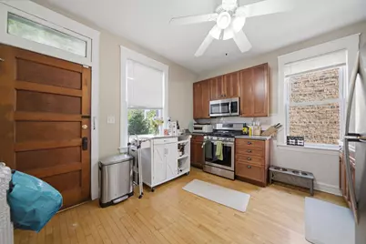 4442 N Sacramento Avenue, Chicago, IL 60625 - Photo 5