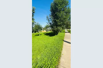 290 Woodbridge Road, Des Plaines, IL 60016 - Photo 5