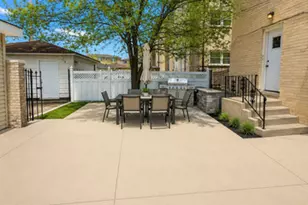 7942 W Addison St, Chicago, IL 60634 - Photo 17