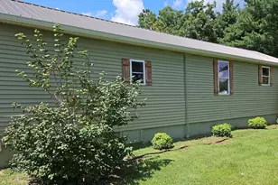 905 Shaw Dr, Norris City, IL 62869 - Photo 5