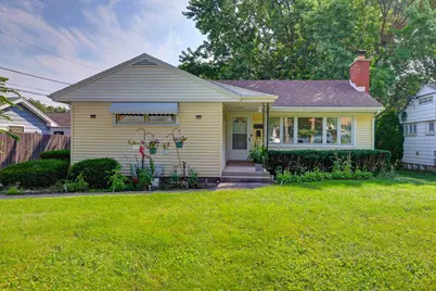 2023 Cedar Street, Des Plaines, IL 60018 - Photo 1
