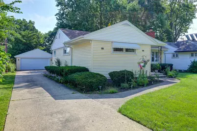 2023 Cedar Street, Des Plaines, IL 60018 - Photo 27