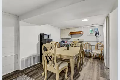 2023 Cedar Street, Des Plaines, IL 60018 - Photo 19