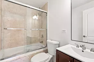 4203 S Prairie Ave, Chicago, IL 60653 - Photo 9