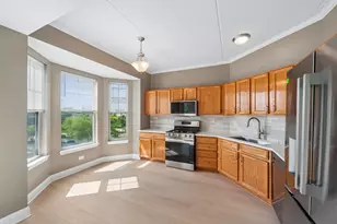 511 Prestwick Ln, Wheeling, IL 60090 - Photo 3