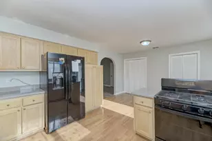 22812 Wentworth Ave, Steger, IL 60475 - Photo 13