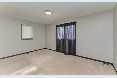 22812 Wentworth Avenue, Steger, IL 60475 - Photo 15