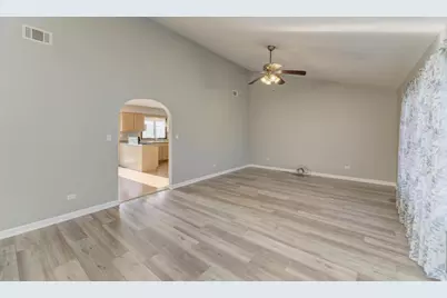 22812 Wentworth Avenue, Steger, IL 60475 - Photo 5